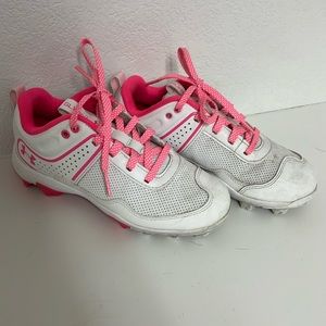 Girls Under Armour cleats